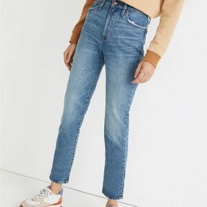 Madewell Blue Denim Classic Straight Leg Sz 24